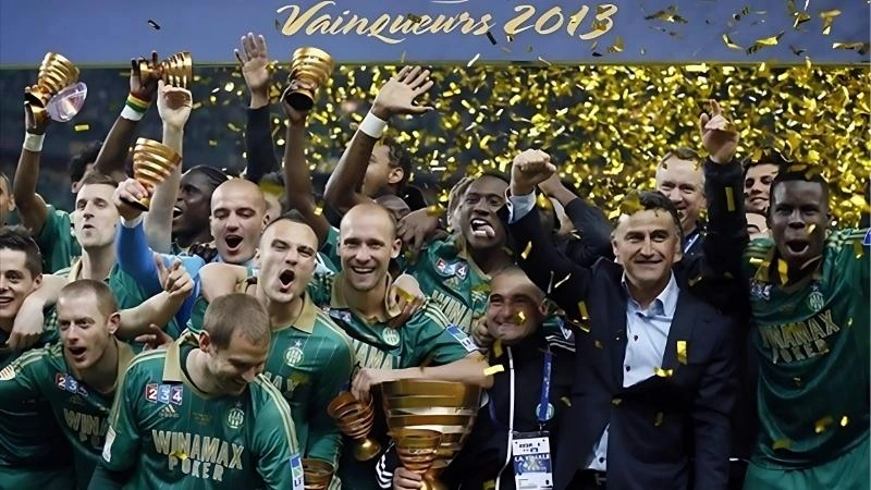 AS Saint-Étienne xuất sắc với 10 lần vô địch Ligue 1